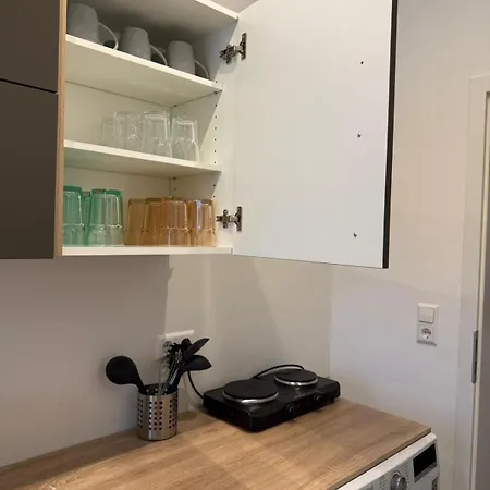 Schoenes Zimmer-4 In Stuttgart-mitte *