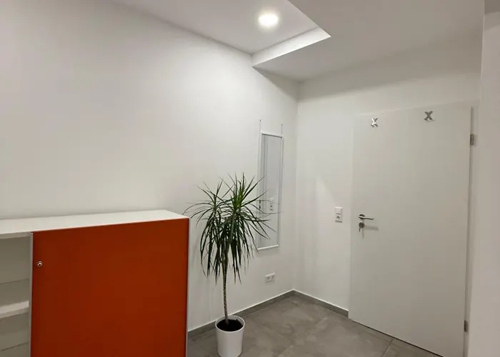 Homestay Schoenes Zimmer-4 In Stuttgart-mitte Stuttgart